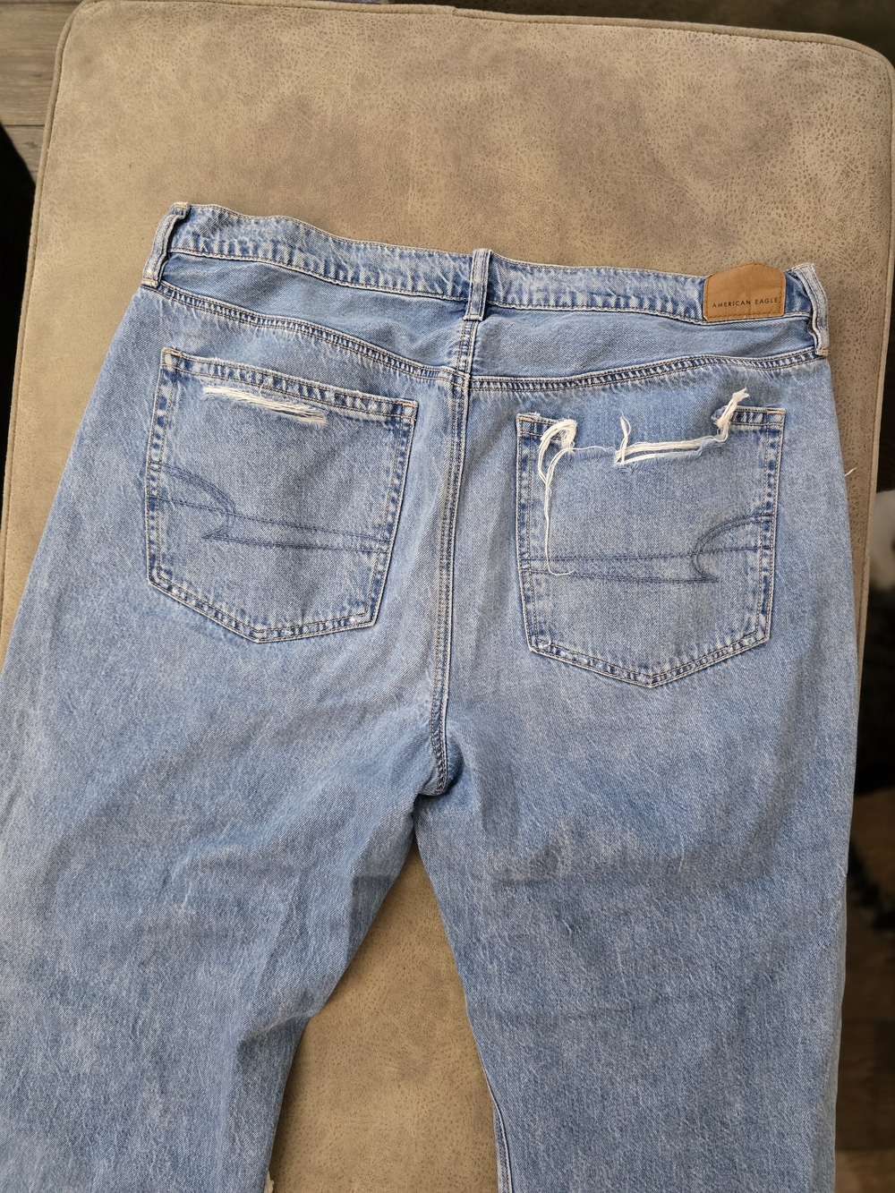 American Eagle Outfitters Light Blue Distressed Wide-Leg Jeans - Picture 4 of 5